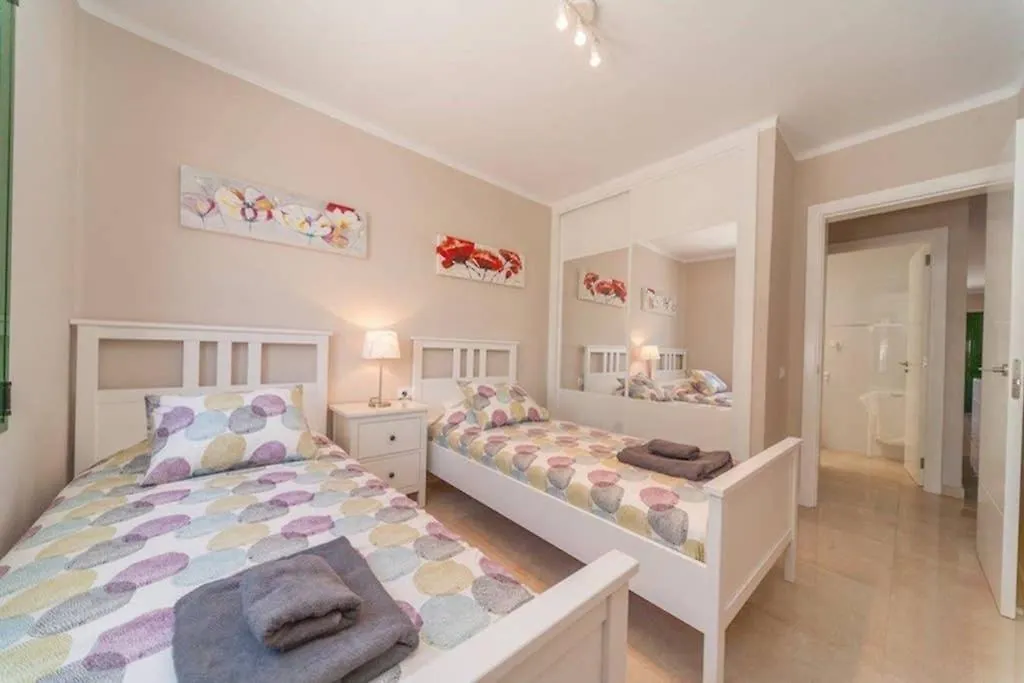 Bandama 14! 2 Bedroom Newly Renovated Bungalow, Los Pocillos, Puerto Del Carmen. Holiday home